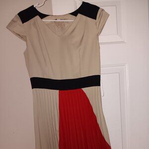 Leslie Fay Cap sleeve dress in red, tan/beige and black